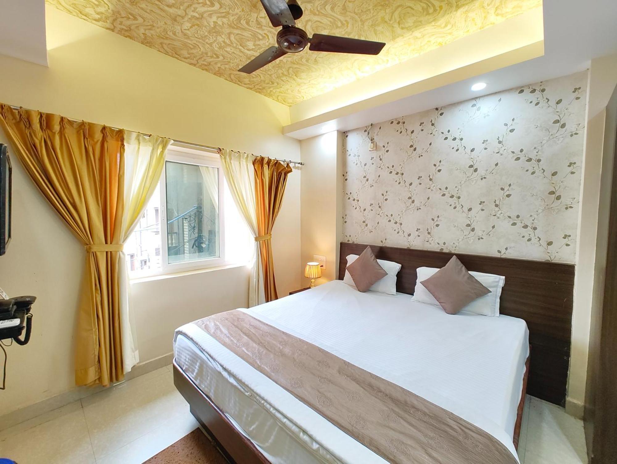 "Hotel Aradhya Puri"- Luxur- Room With Sea-View - Prime Location With Parking Facilities - Best Hotel In Puri Bagian luar foto