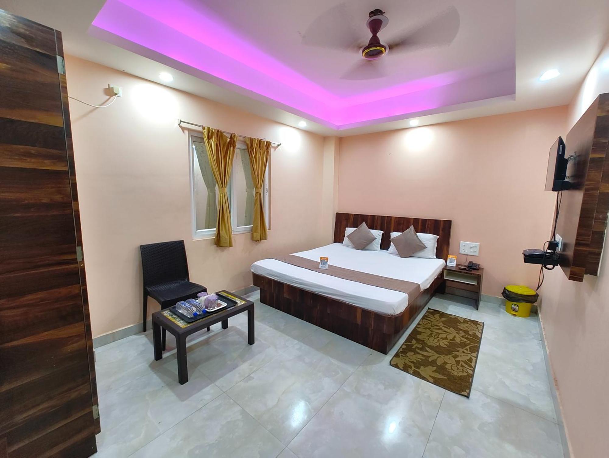 "Hotel Aradhya Puri"- Luxur- Room With Sea-View - Prime Location With Parking Facilities - Best Hotel In Puri Bagian luar foto