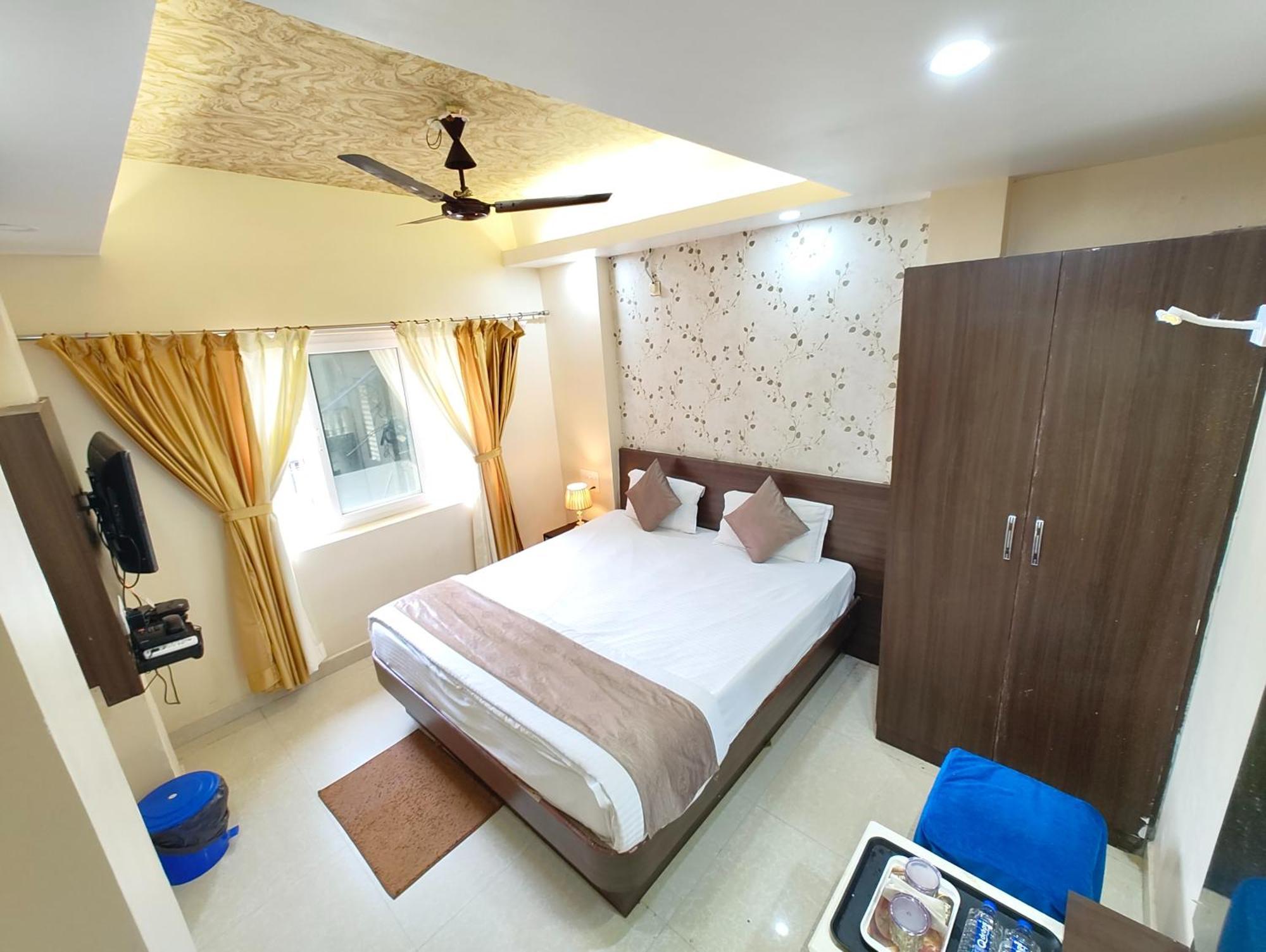 "Hotel Aradhya Puri"- Luxur- Room With Sea-View - Prime Location With Parking Facilities - Best Hotel In Puri Bagian luar foto