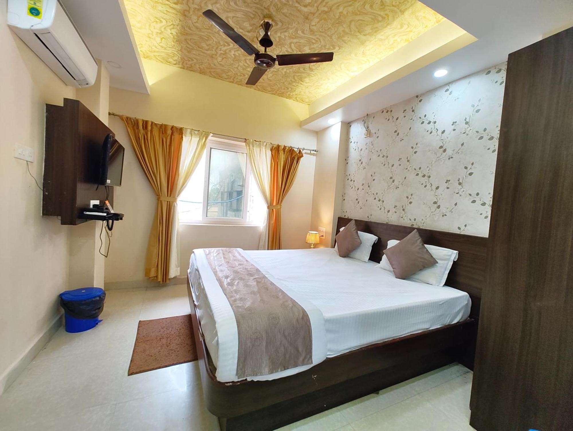 "Hotel Aradhya Puri"- Luxur- Room With Sea-View - Prime Location With Parking Facilities - Best Hotel In Puri Bagian luar foto